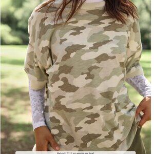 Aerie Crew Oversized Boyfriend Tee - Size M - Brand New wit Tags in Aerie bag